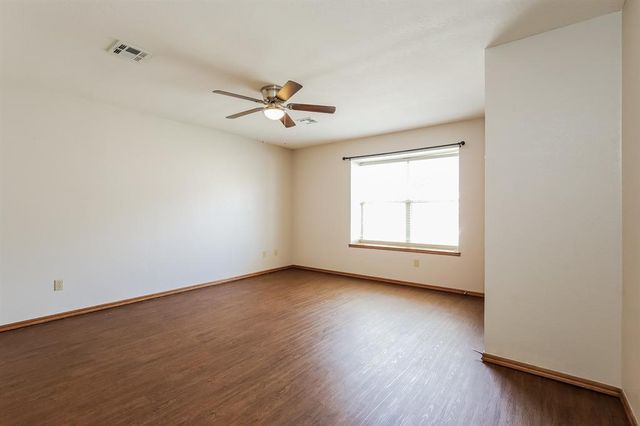 1401 Nottoway Drive, Midwest City, OK 73130