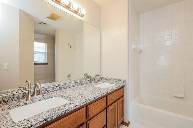 1401 Nottoway Drive, Midwest City, OK 73130