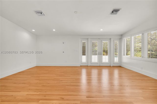 451 Ridge Rd, Coral Gables, FL 33143