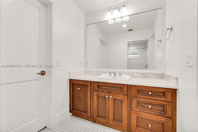 451 Ridge Rd, Coral Gables, FL 33143