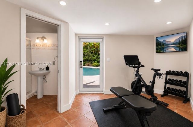 451 Ridge Rd, Coral Gables, FL 33143
