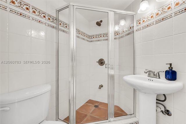 451 Ridge Rd, Coral Gables, FL 33143