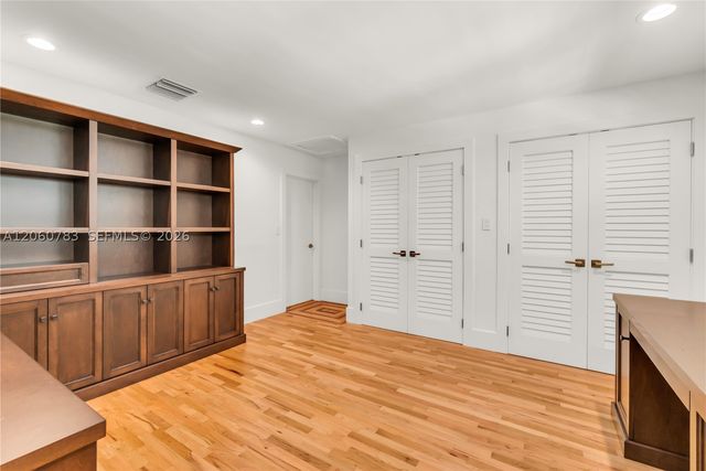 451 Ridge Rd, Coral Gables, FL 33143