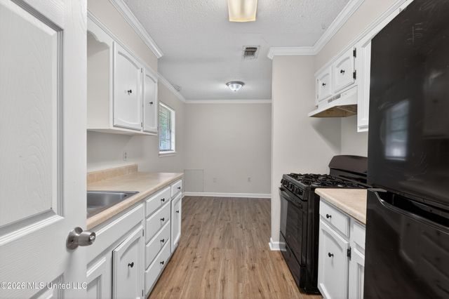 329 Park Drive, Biloxi, MS 39531