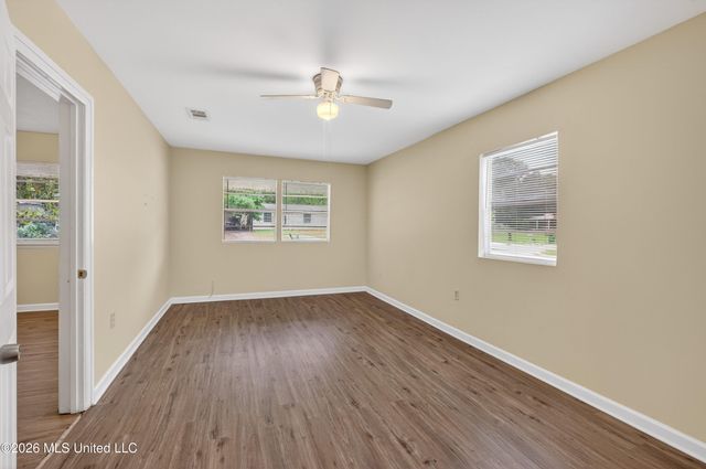329 Park Drive, Biloxi, MS 39531