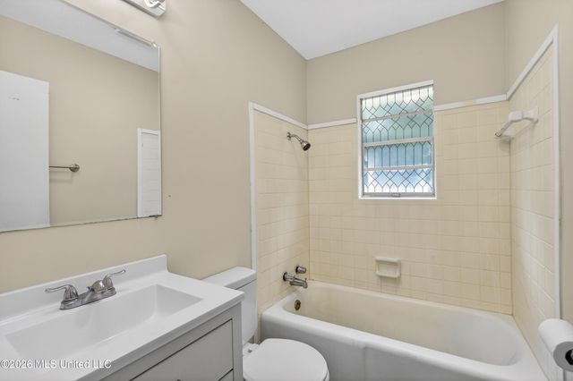 329 Park Drive, Biloxi, MS 39531