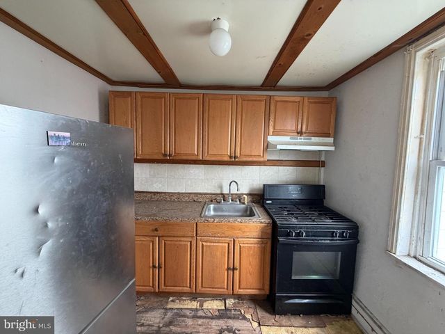134 WALNUT ST, Darby, PA 19023