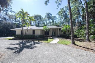 5356 Sycamore DR, Naples, FL 34119