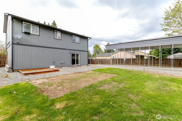 22204 Cedarview Drive E, Bonney Lake, WA 98391