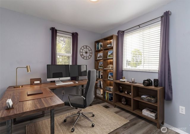 22204 Cedarview Drive E, Bonney Lake, WA 98391