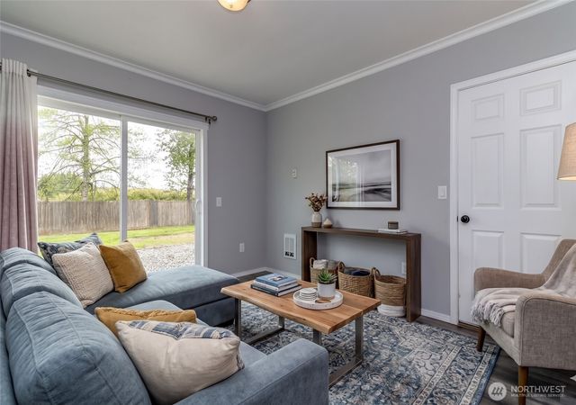 22204 Cedarview Drive E, Bonney Lake, WA 98391