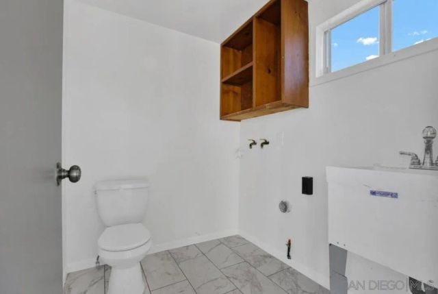 5181 Appleton St, San Diego, CA 92117