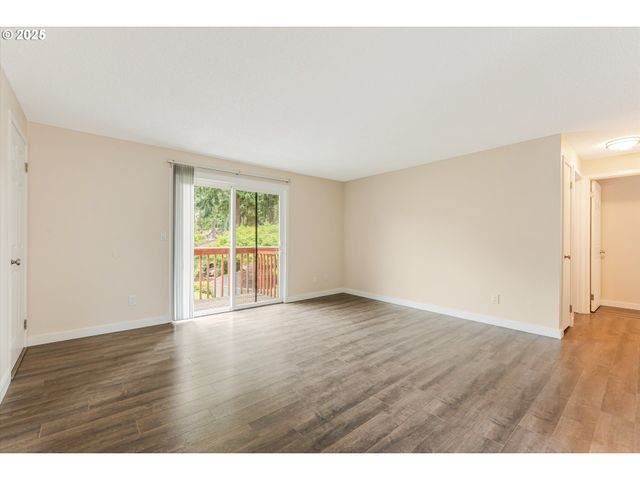 16825 Se POWELL Blvd, Portland, OR 97236