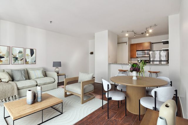 780 S Federal Street 902, Chicago, IL 60605