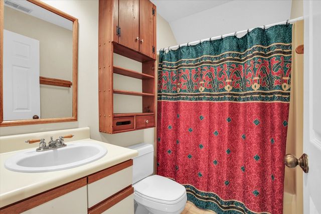 2504 Lakewood Drive, Champaign, IL 61822