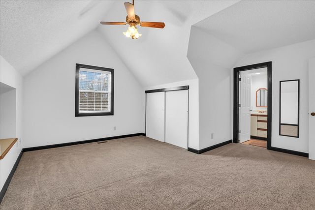 2504 Lakewood Drive, Champaign, IL 61822