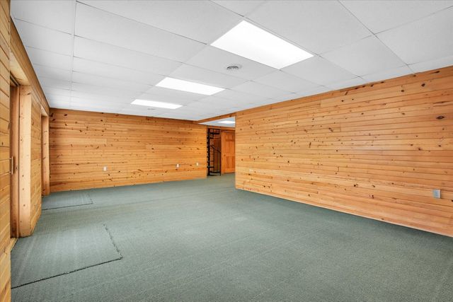 2504 Lakewood Drive, Champaign, IL 61822