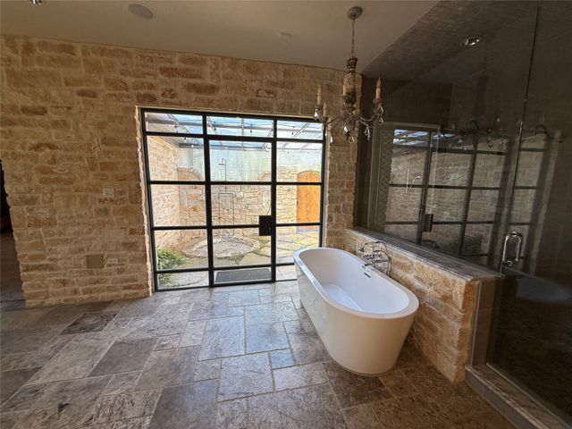 2316 Starlight Court, Arlington, TX 76016