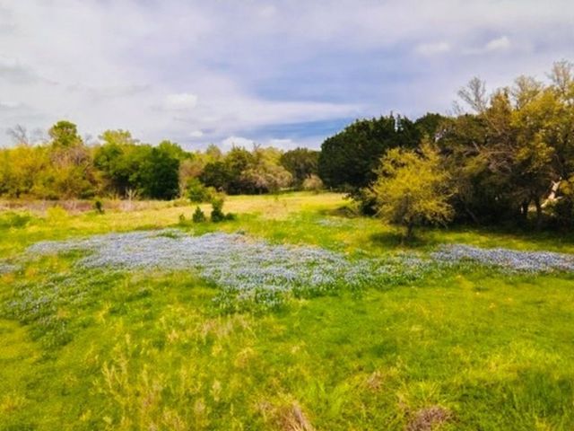 300 Taylor Oaks Drive, Waco, TX 76705