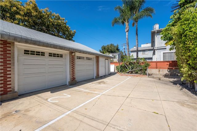 513 N Palm Avenue, Alhambra, CA 91801