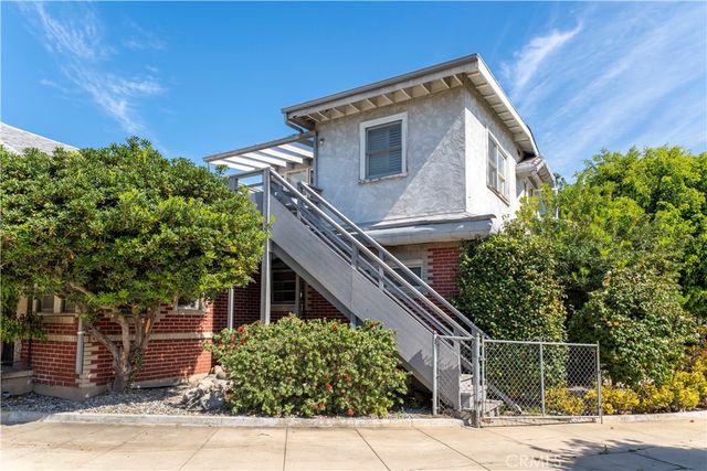 513 N Palm Avenue, Alhambra, CA 91801