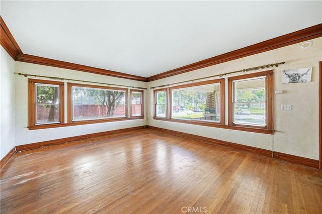 513 N Palm Avenue, Alhambra, CA 91801