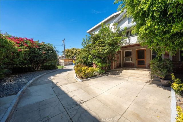 513 N Palm Avenue, Alhambra, CA 91801
