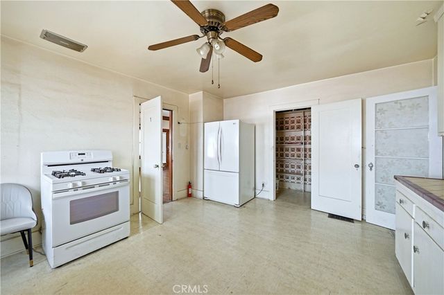 513 N Palm Avenue, Alhambra, CA 91801