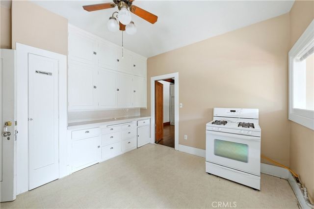 513 N Palm Avenue, Alhambra, CA 91801