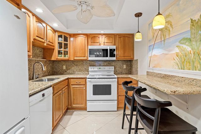 4505 S Ocean Boulevard 306, Highland Beach, FL 33487