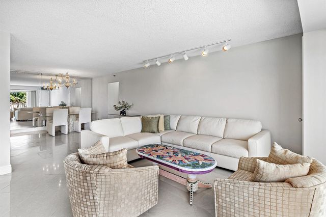 4505 S Ocean Boulevard 306, Highland Beach, FL 33487