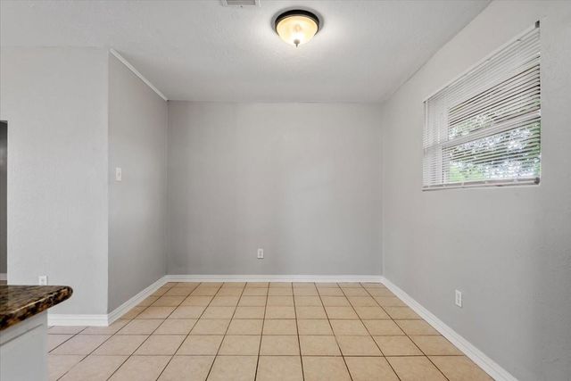 1935 Barnsley Lane, Houston, TX 77088