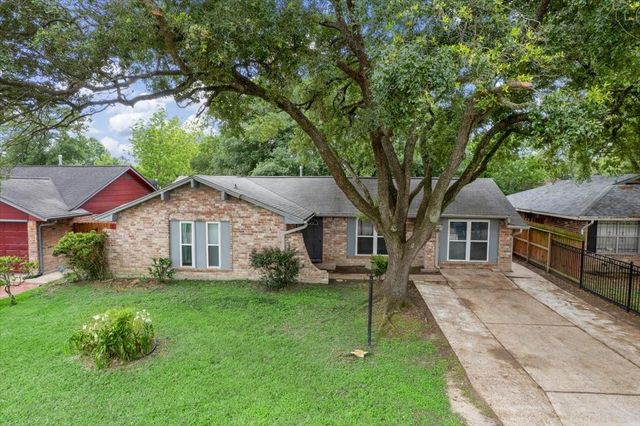 1935 Barnsley Lane, Houston, TX 77088