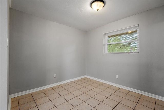 1935 Barnsley Lane, Houston, TX 77088