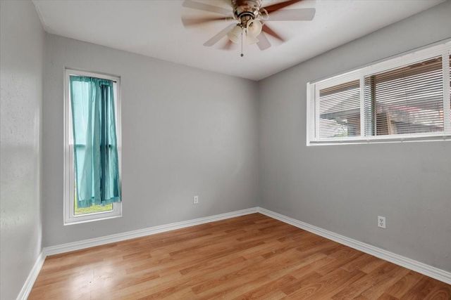 1935 Barnsley Lane, Houston, TX 77088