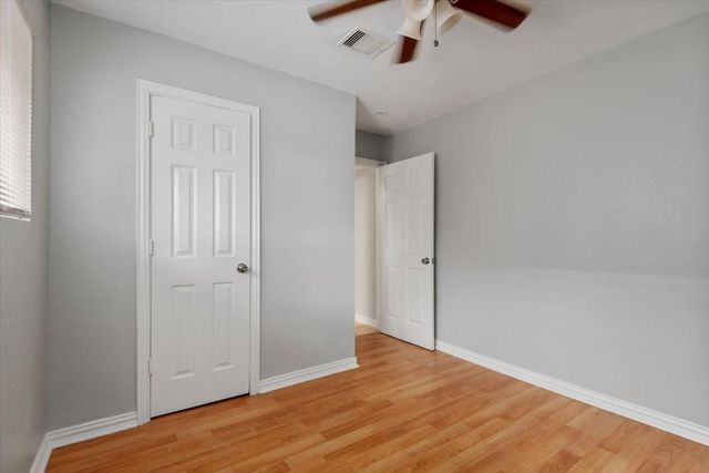 1935 Barnsley Lane, Houston, TX 77088