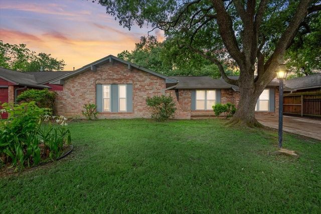 1935 Barnsley Lane, Houston, TX 77088