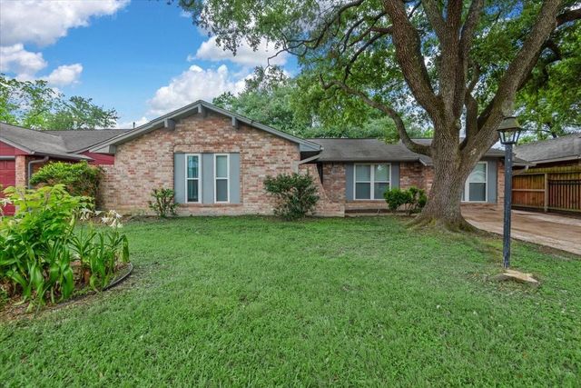 1935 Barnsley Lane, Houston, TX 77088
