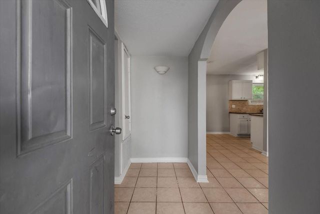 1935 Barnsley Lane, Houston, TX 77088