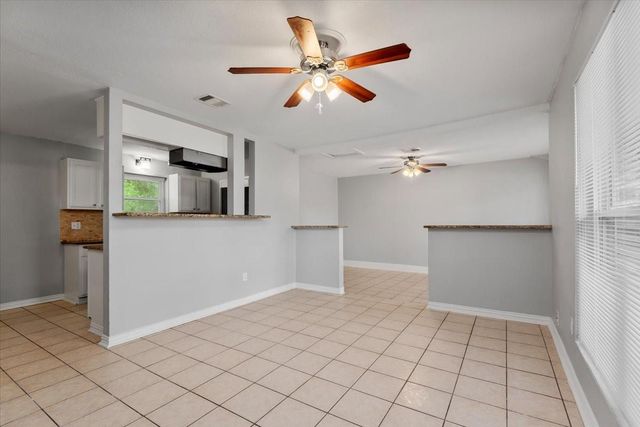 1935 Barnsley Lane, Houston, TX 77088