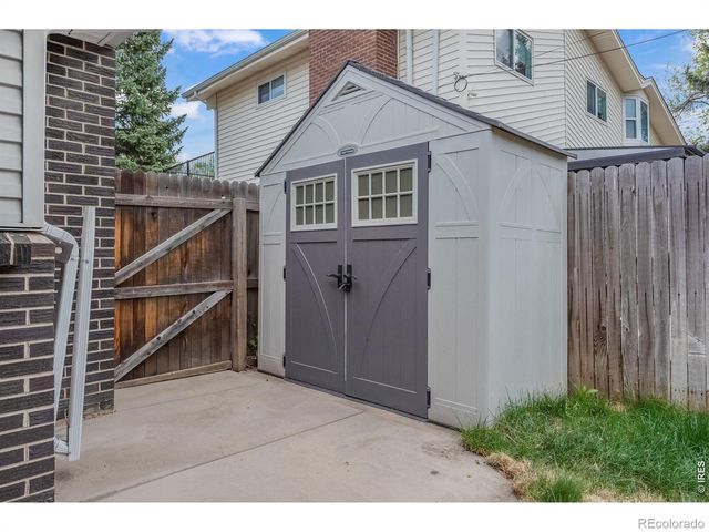 991 S Holland Court, Lakewood, CO 80226