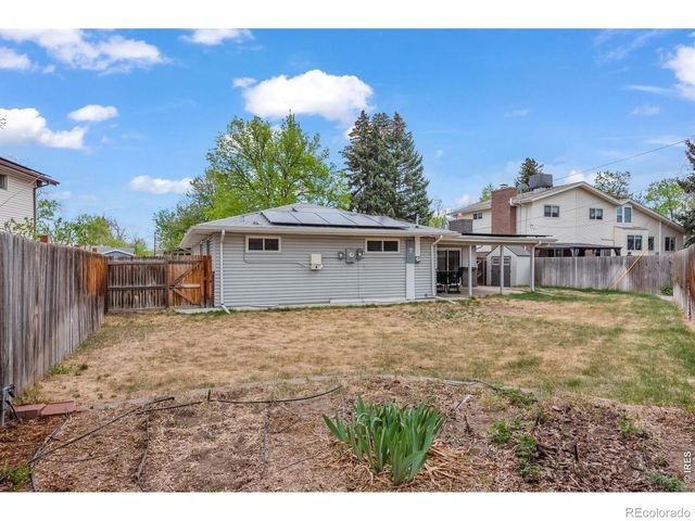 991 S Holland Court, Lakewood, CO 80226