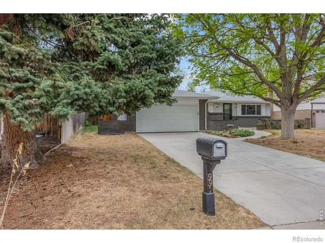 991 S Holland Court, Lakewood, CO 80226