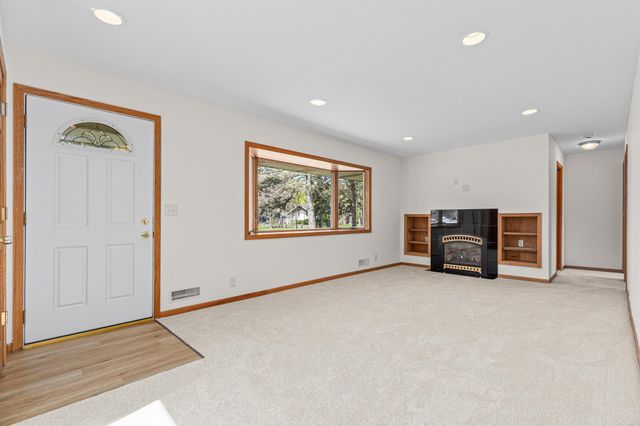 11417 Swallow Street NW, Coon Rapids, MN 55433