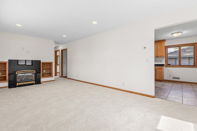 11417 Swallow Street NW, Coon Rapids, MN 55433
