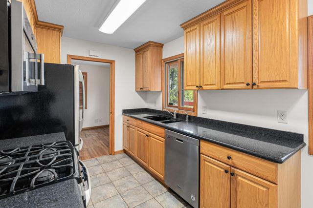 11417 Swallow Street NW, Coon Rapids, MN 55433