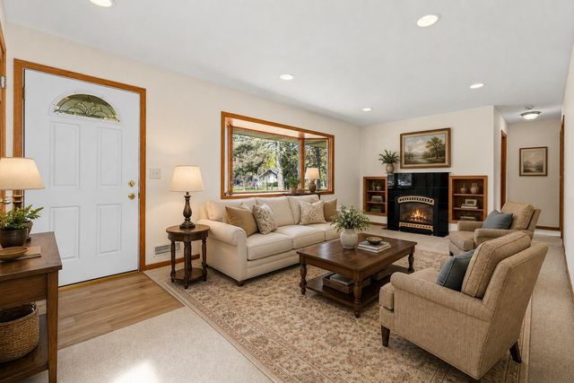 11417 Swallow Street NW, Coon Rapids, MN 55433
