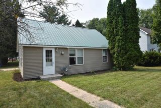303 W MADISON STREET, Wautoma, WI 54982