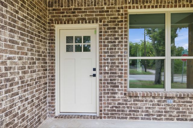 302 Evans Street, Cleburne, TX 76031