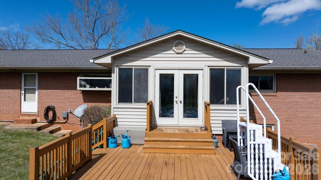 103 Hamp Street, Morganton, NC 28655